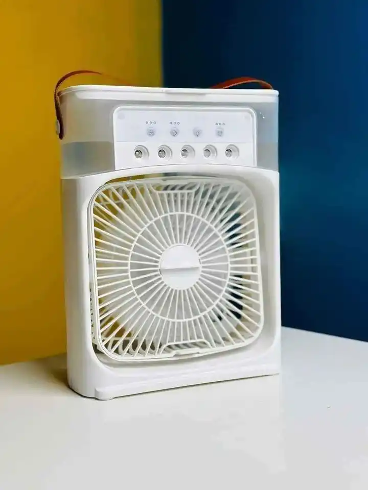 Air cooler fan with mist flow