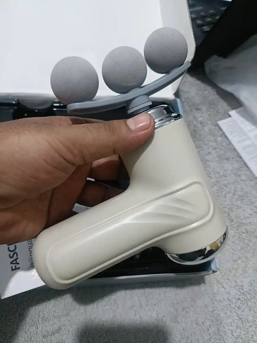 LM-130 Three Headed Fascia Gun