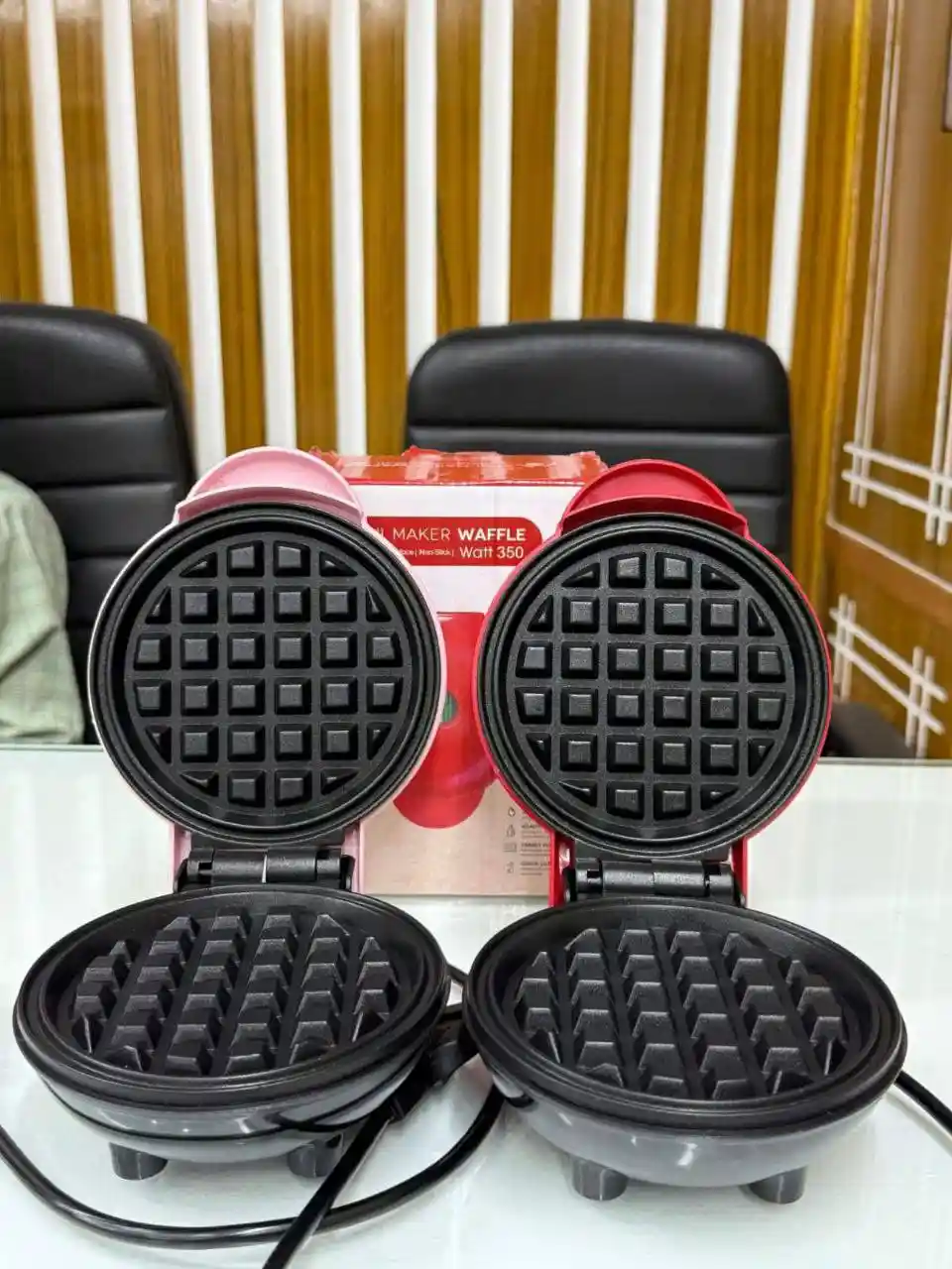 Mini Waffle maker 350 watt